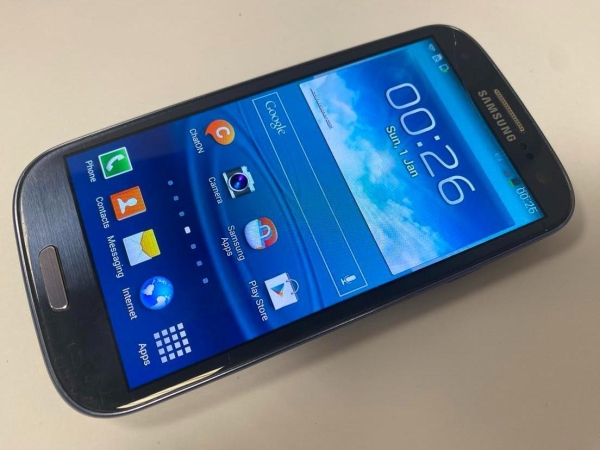 Samsung Galaxy S III Neo GT-I9300 – 16GB – blau (entsperrt) Smartphone Handy