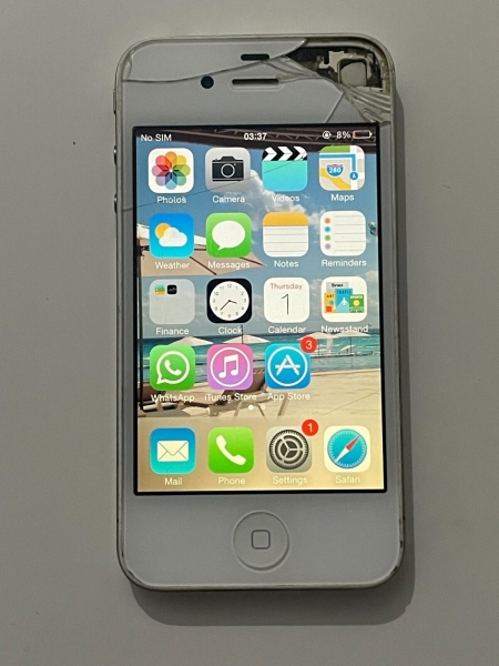 Apple iPhone 4 – 8GB – weiß entsperrt A1332 (GSM) Ersatzteile