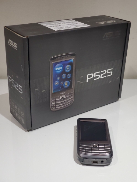 Asus P525 Windows Mobile Vintage Smartphone