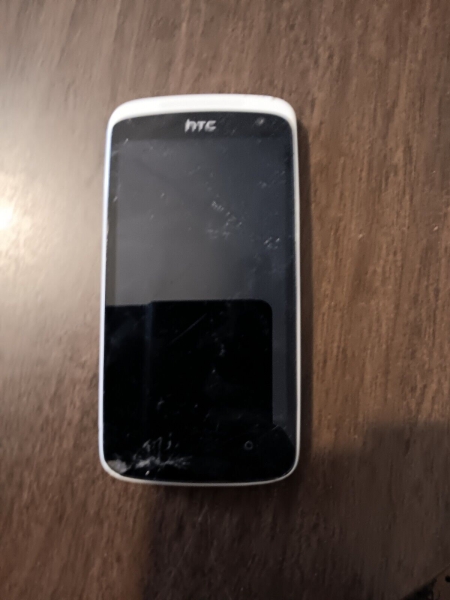 HTC One – 64GB – Weiß (Vodafone) Smartphone Ersatzteil Defekt