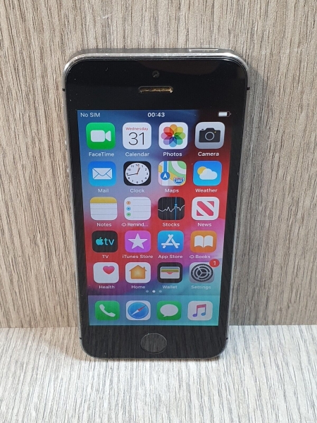 A1457 Apple iPhone 5s 16GB grau (schwarzes Gesicht) entsperrt Grade C EC3101