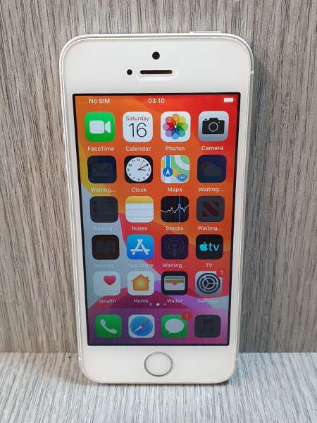 A1723 Apple iPhone SE 32GB Spacegrau (weiß vorne) entsperrt Klasse C EH3001