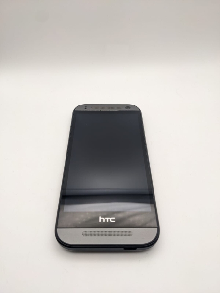 HTC  One Mini 2 Smartphone TOP DISPLAY / STARTET NICHT 0050