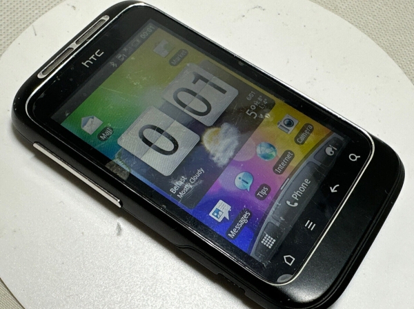 HTC Wildfire S A510E – Smartphone schwarz (entsperrt)
