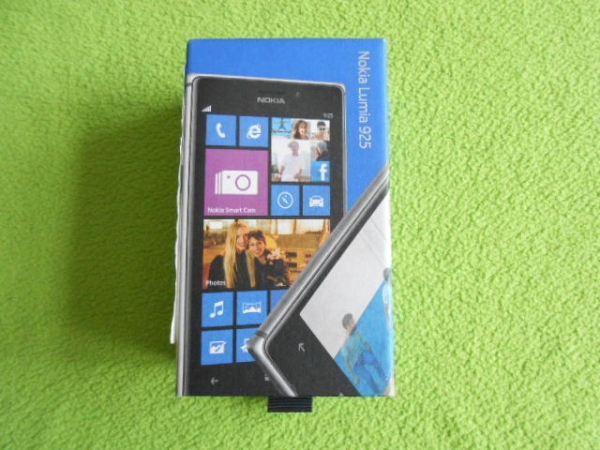 Nokia 925 32GB Windows Smartphone – schwarz entsperrt