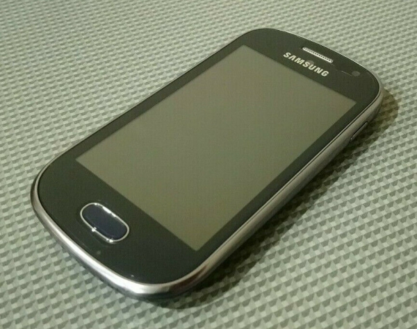Samsung Galaxy Fame GT-S6810P – 4 GB – blau – entsperrt Smartphone