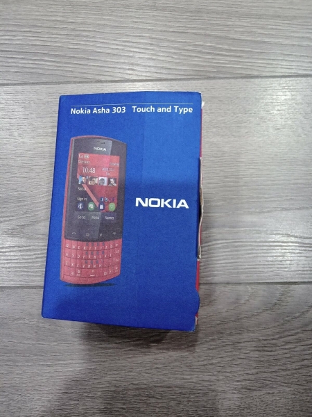 Gebraucht Nokia Asha 303 – Graphit (Sperrstatus unbekannt) Smartphone