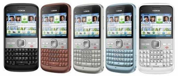 Nokia E5 00 entsperren Smartphone Qwerty Tastatur GPS 3G FM WiFi Telefon / KIT
