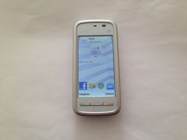 Nokia 5230 – weiß/rot (entsperrt) Smartphone