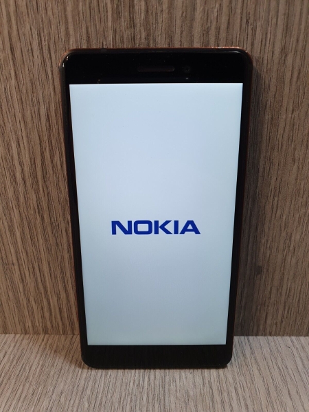 Nokia 6.1 schwarz/gold 32GB 16MP 4G LTE NFC Smartphone entsperrt Grade B EJ2302