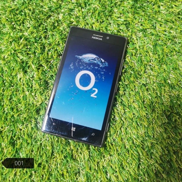 Nokia Lumia 925 schwarz O2 Netzwerk Smartphone 4,5″ Display Display 1GB RAM 8MP Cam