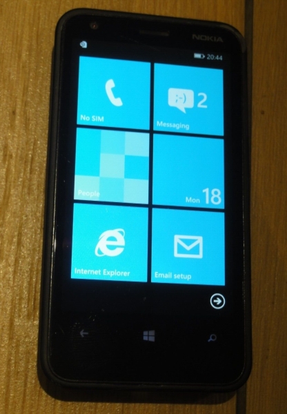 Nokia Microsoft Lumia 620 Smartphone, sehr guter Zustand, schwarz, entsperrt
