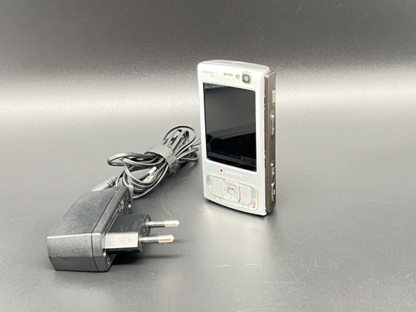 Nokia  N95 – Silber (Ohne Simlock) Smartphone #R16-K8