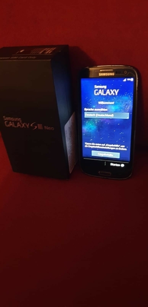 Smartphone Samsung Galaxy S 3 III Neo Only Black 16 GB OVP TOP