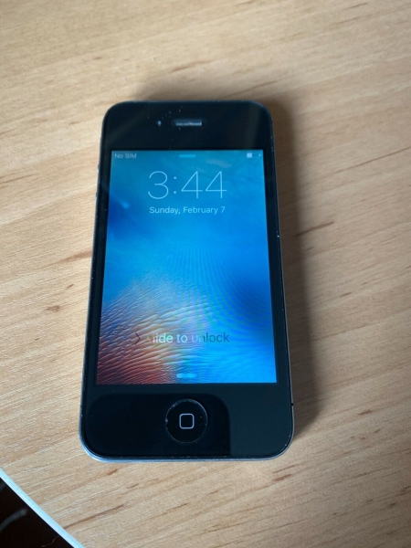 Apple iPhone 4s 16GB Smartphone – schwarz (entsperrt)