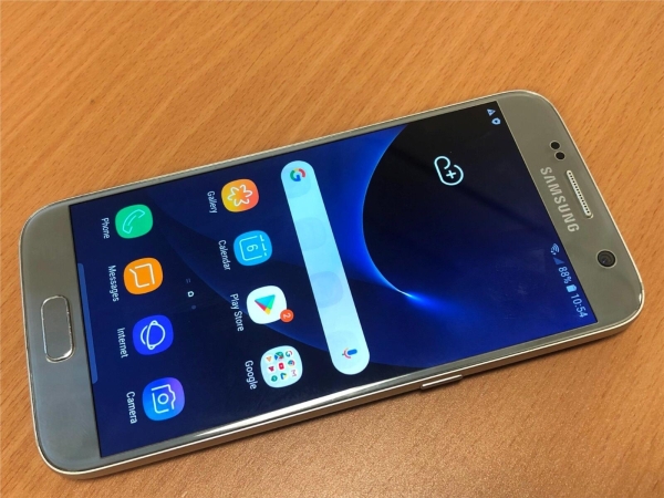 Samsung Galaxy S7 G930F 32GB Gold (entsperrt) Android 8 Smartphone guter Zustand