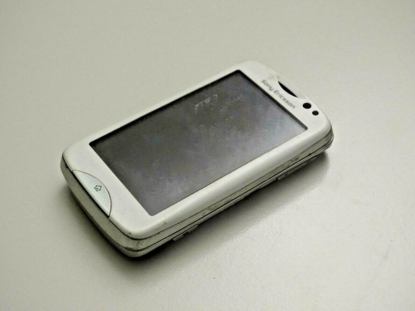 Sony Ericsson txt pro CK15i – Weiss Smartphone, ungetestet / defekt?