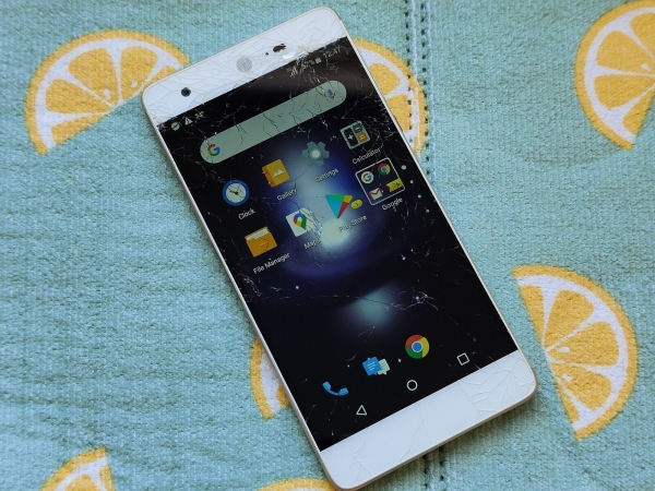 Sharp Z2 A1 FS8002 (Rissiger Bildschirm) seltenes Android Smartphone