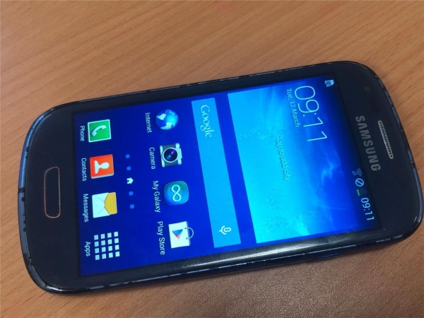 Samsung Galaxy SIII S3 Mini I8200N blau (entsperrt) Android 4 Smartphone