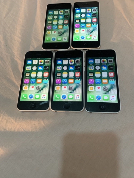 1x Apple iPhone 5c – 16GB – weiß (entsperrt) A1507 (GSM)