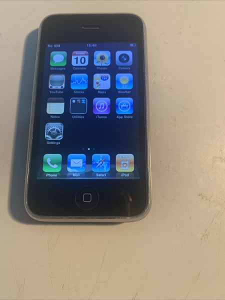 Apple iPhone 3G – 8 GB – Schwarz (EE) A1241 (GSM)