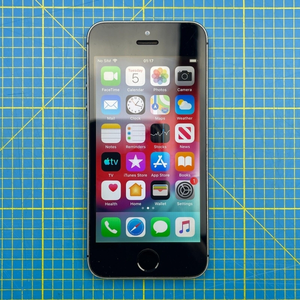 Apple iPhone 5S A1457 – 16GB – EE – Spacegrau