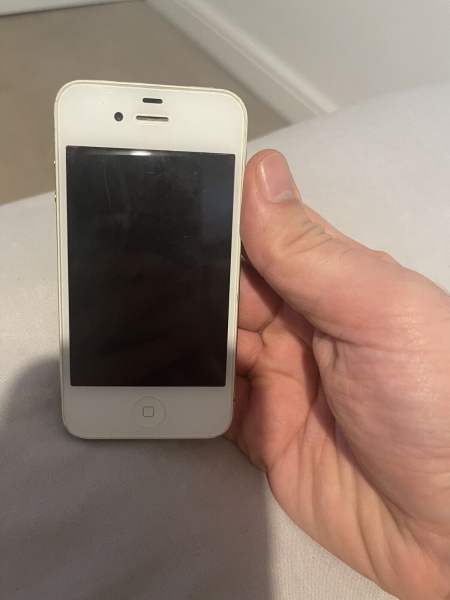 Apple iPhone 4s – 16 GB – weiß (entsperrt) A1387 (CDMA + GSM)