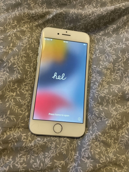 Apple iPhone 7 – silber MA1778 (GSM)