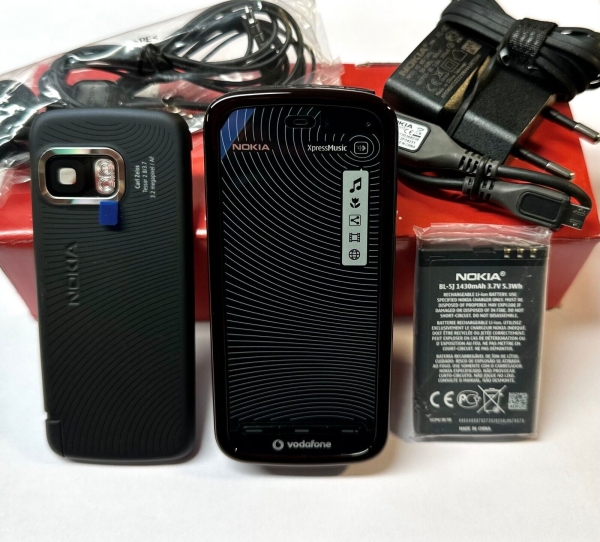 NOKIA 5800 XPRESSMUSIC RM-356 HANDY SMARTPHONE KAMERA MP3 WLAN UMTS TOUCH NEU