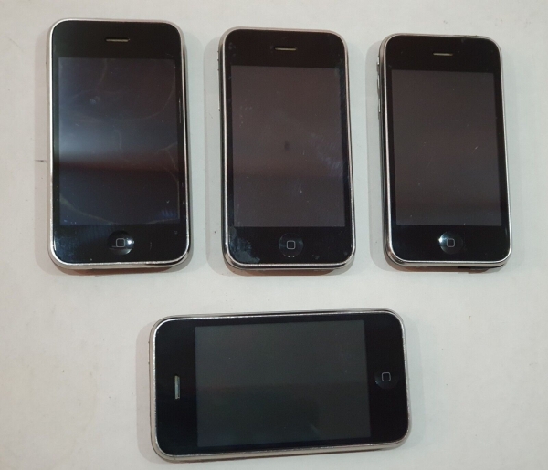 Restposten Apple iPhone 3GSA1303 32GB 16GB 8GB schwarz für Teile Smartphone defekt