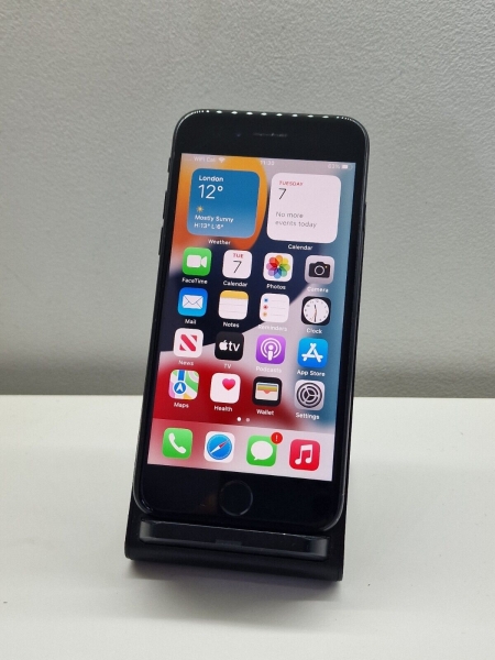 Apple iPhone 7 – 32GB – Schwarz (entsperrt) A1778 Defekt