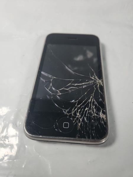 Apple iPhone 3GS – 8 GB – schwarz (ungetestet) A1303 (GSM)