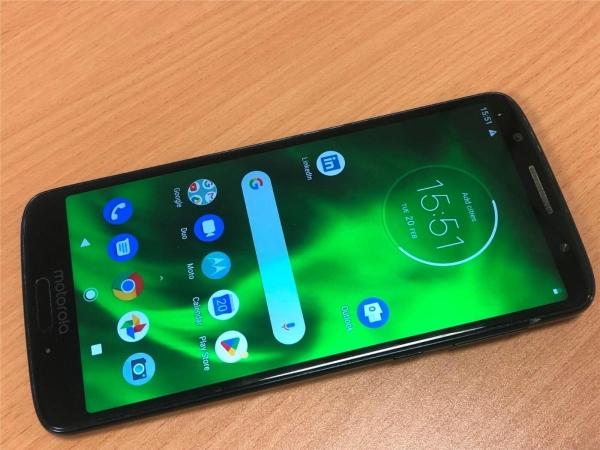 Motorola Moto G6 M3750 Deep Indigo (entsperrt) Android 9 Smartphone mit Beschädigungen