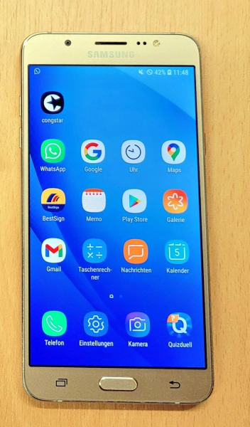 Samsung Galaxy J7  16GB gold Android Smartphone 5,5 Zoll, sehr gut erhalten