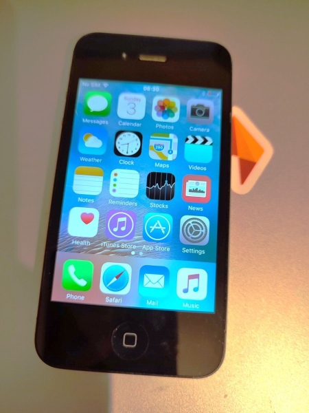 Apple iPhone 4 – 16GB Smartphone – schwarz – entsperrt md235b/a a1387