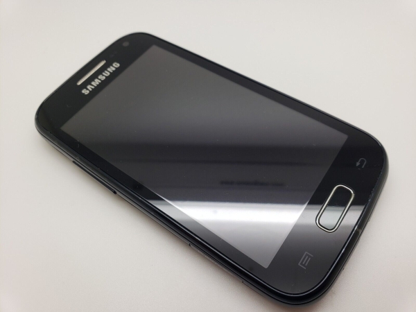 Sehr guter Zustand (vollständig entsperrt) schwarz Samsung Galaxy Ace 2 GT-I8160 Smartphone (4GB)