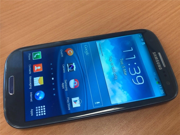 Samsung Galaxy S III GT-I9300 – 16 GB blau (entsperrt) Android 4 Smartphone