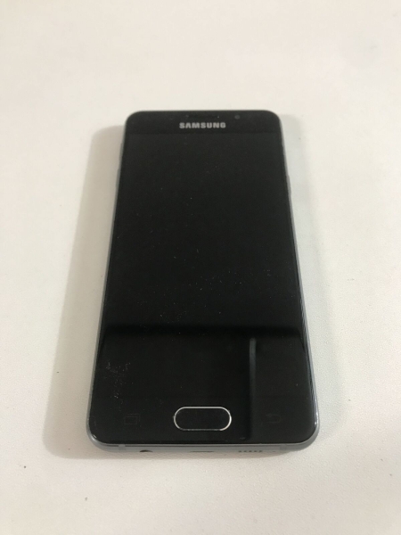 Samsung Galaxy A3 1 GB / 16 GB 4G (LTE) Smartphone schwarz