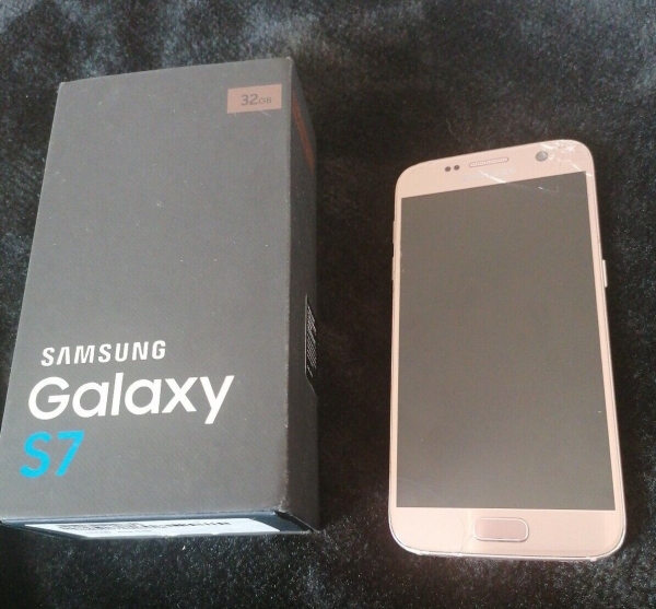 Samsung Galaxy S7 SM-G930F – 32GB – Roségold Smartphone beschädigt mit Box
