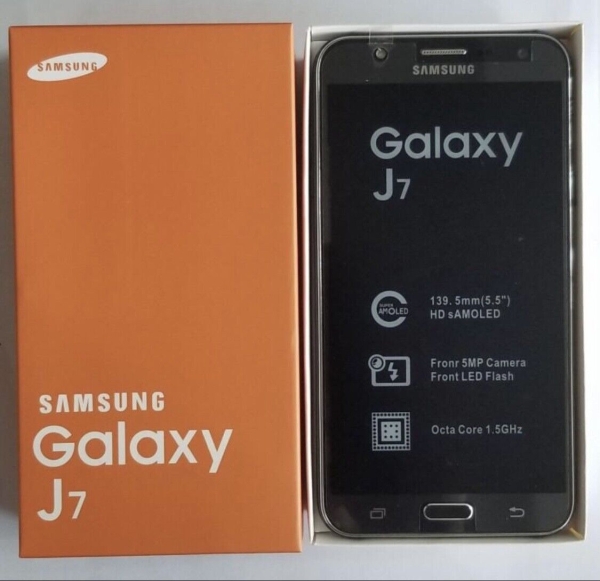 Brandneu 4G Dual SIM Samsung Galaxy J7 SM-J700 16GB Android Smartphone entsperren