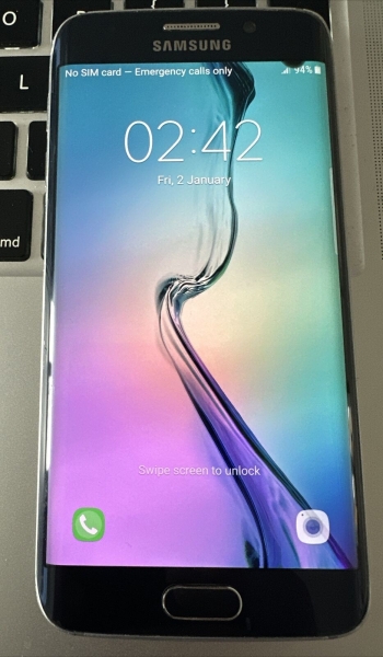 Samsung Galaxy S6 edge – 32GB – Smartphone in Saphirschwarz (entsperrt)