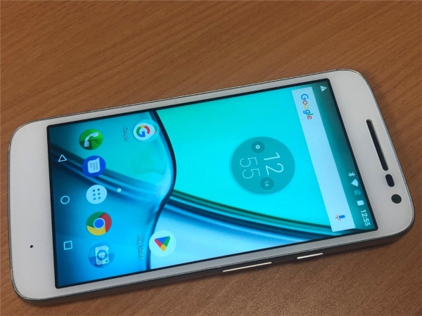 Motorola Moto G4 Play XT1604 – 16 GB – weiß (entsperrt) Android 7 Smartphone