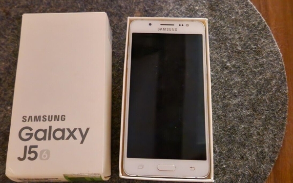 Samsung Galaxy J5 SM-J510F – 16GB – Weiß (Ohne Simlock) Smartphone