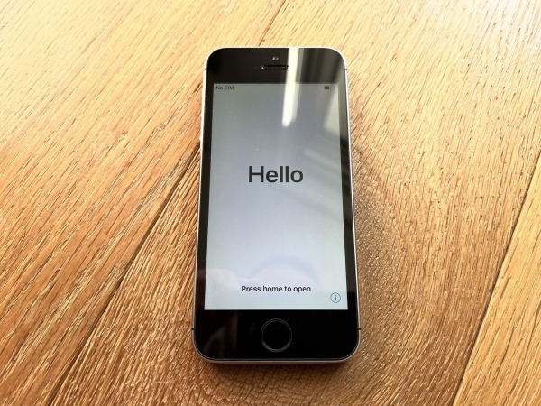 🙂 Apple iPhone 5s – 16GB Spacegrau 4G entsperrt A1457 GSM 🙂