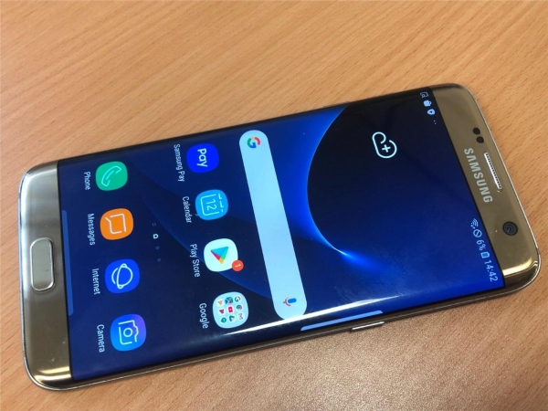 Samsung Galaxy S7 Edge G935F – 32GB – Gold (entsperrt) Android 8 Smartphone