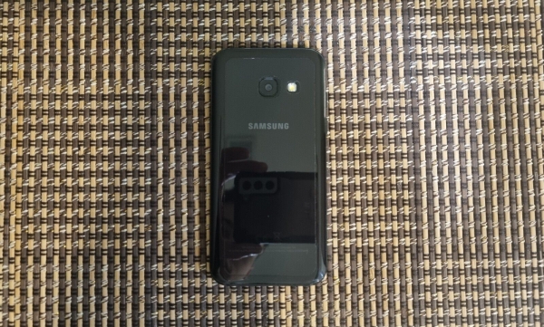USED Smartphone Samsung Galaxy A3 2017 BLACK