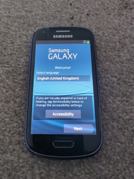 Samsung Galaxy S III Mini GT-I8190N – 8GB – kieselblau Smartphone