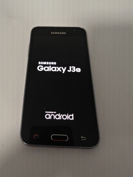 Samsung Galaxy J3 2016 J320FN 8GB Smartphone Black Neu in OVP geöffnet
