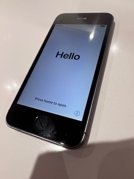 Apple iPhone 5s – 16 GB – Spacegrau (EE Network) A1457 (GSM)