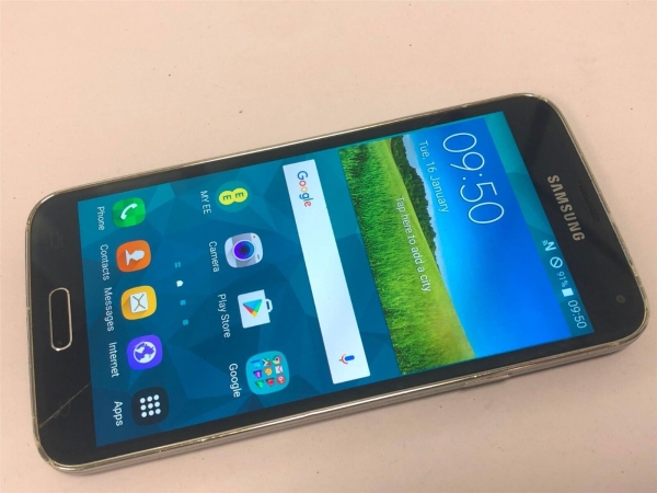 Samsung Galaxy S5 G900F – 16GB – Schwarz (entsperrt) Android 6 Smartphone mit Beschädigung